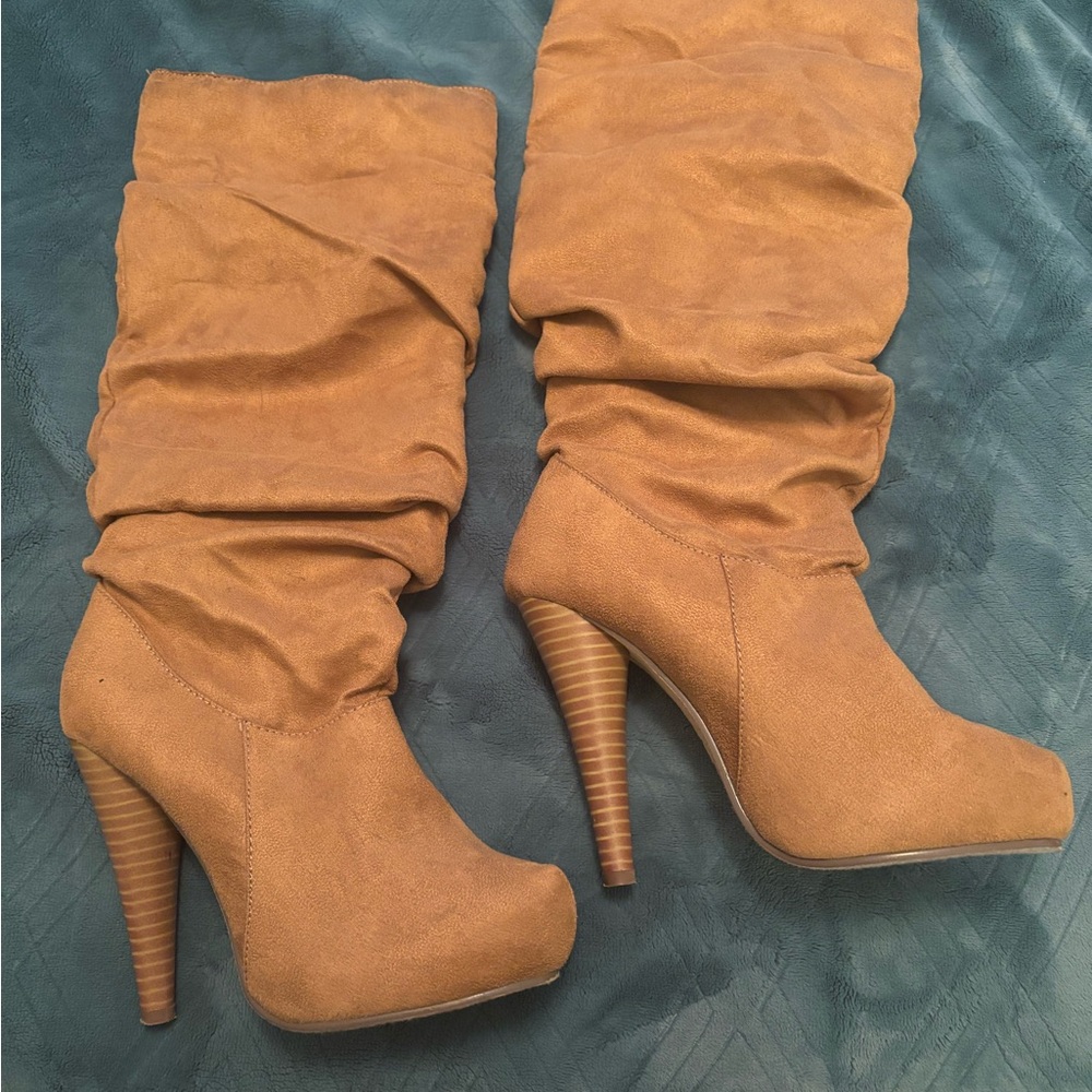 Shoe Dazzle Slouchy Platform Knee Boots - Tan